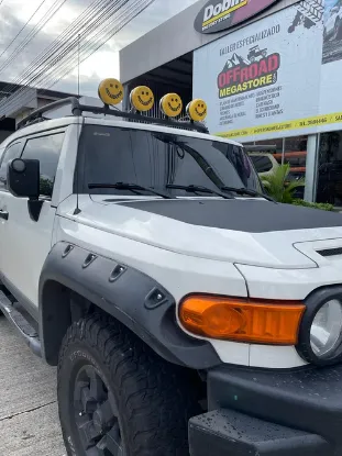 صورة قاعدة كشاف سقف TOYOTA FJ CRUISER
